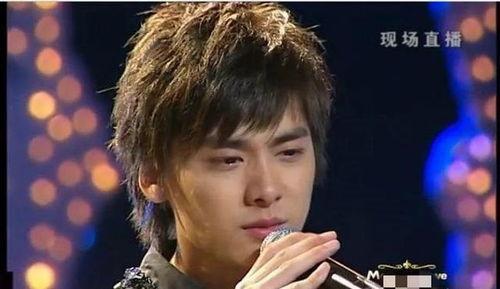 媒体爆料李易峰事件视频,真相与争议交织 第3张 媒体爆料李易峰事件视频,真相与争议交织 第3张